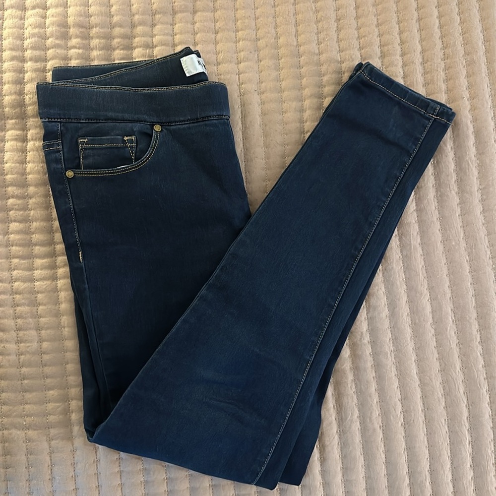 Jones Studio Jeans - Picture 4 of 5